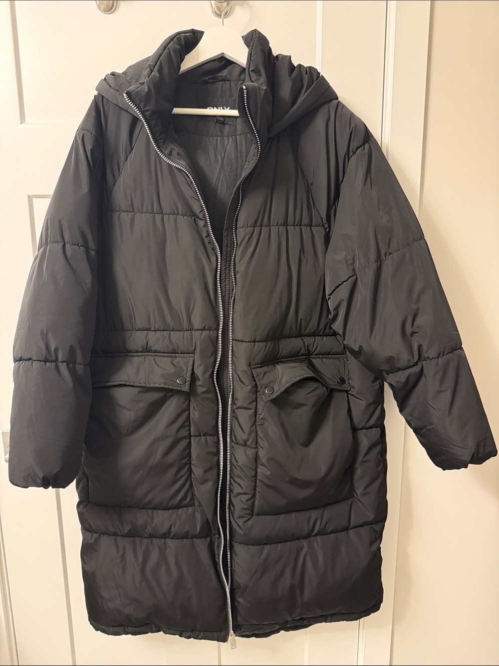 Women’s XL Long Black Puffer Coat with Hood